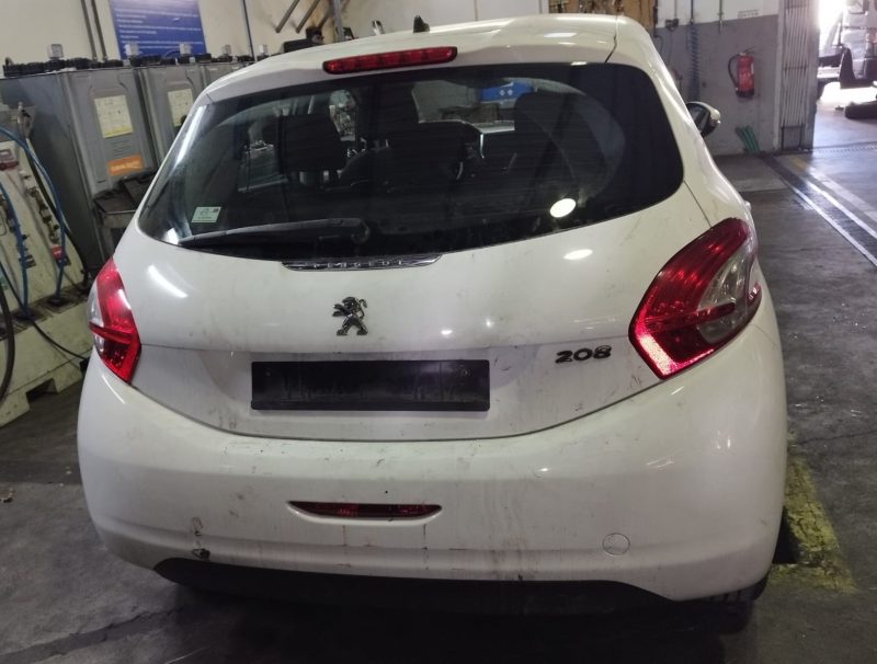 PEUGEOT 208 1.4 HDI 2013 - Image 4