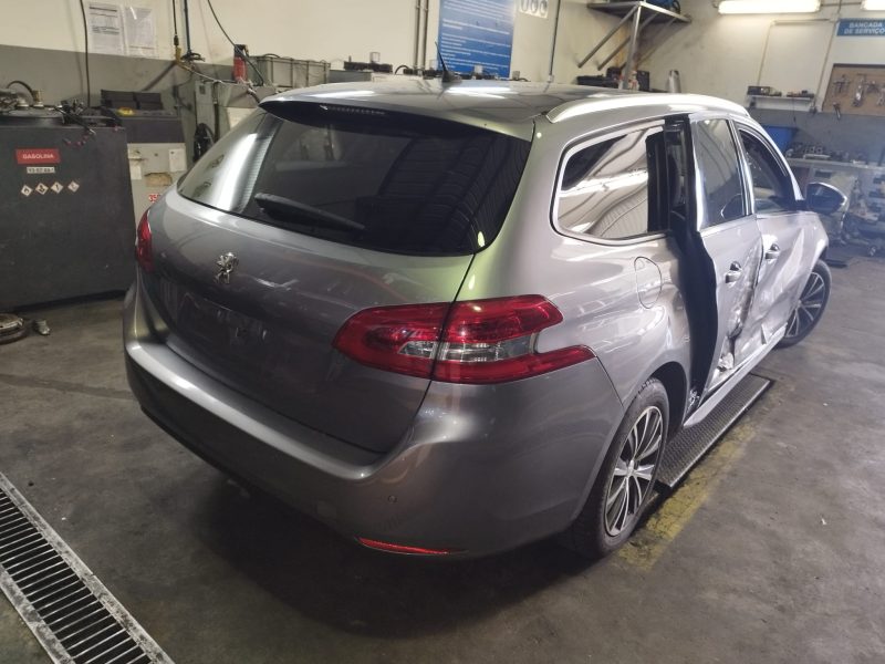 PEUGEOT 308 SW II 1.6 HDI 2017 - Image 4