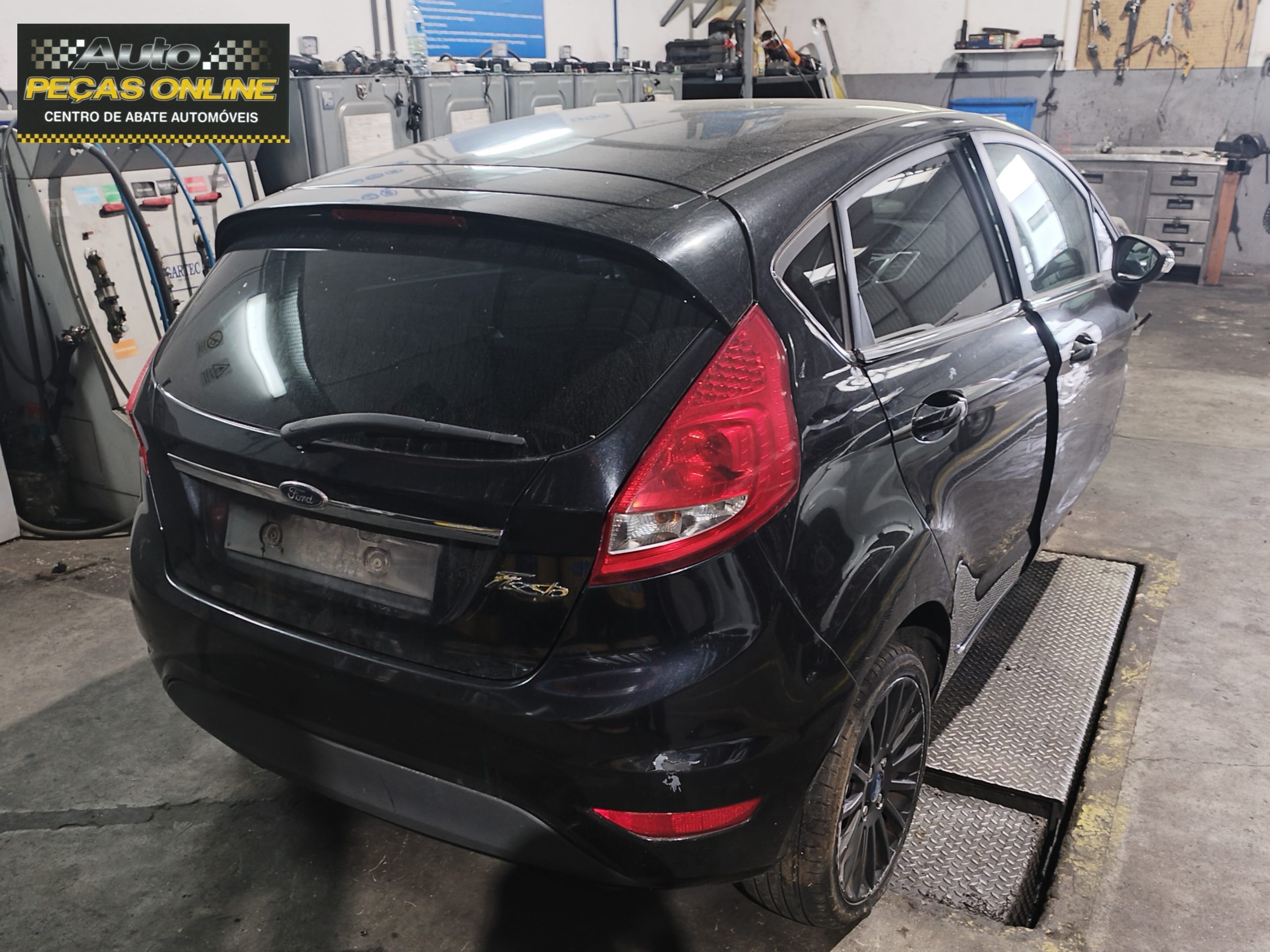 FORD FIESTA 1.25i 2011